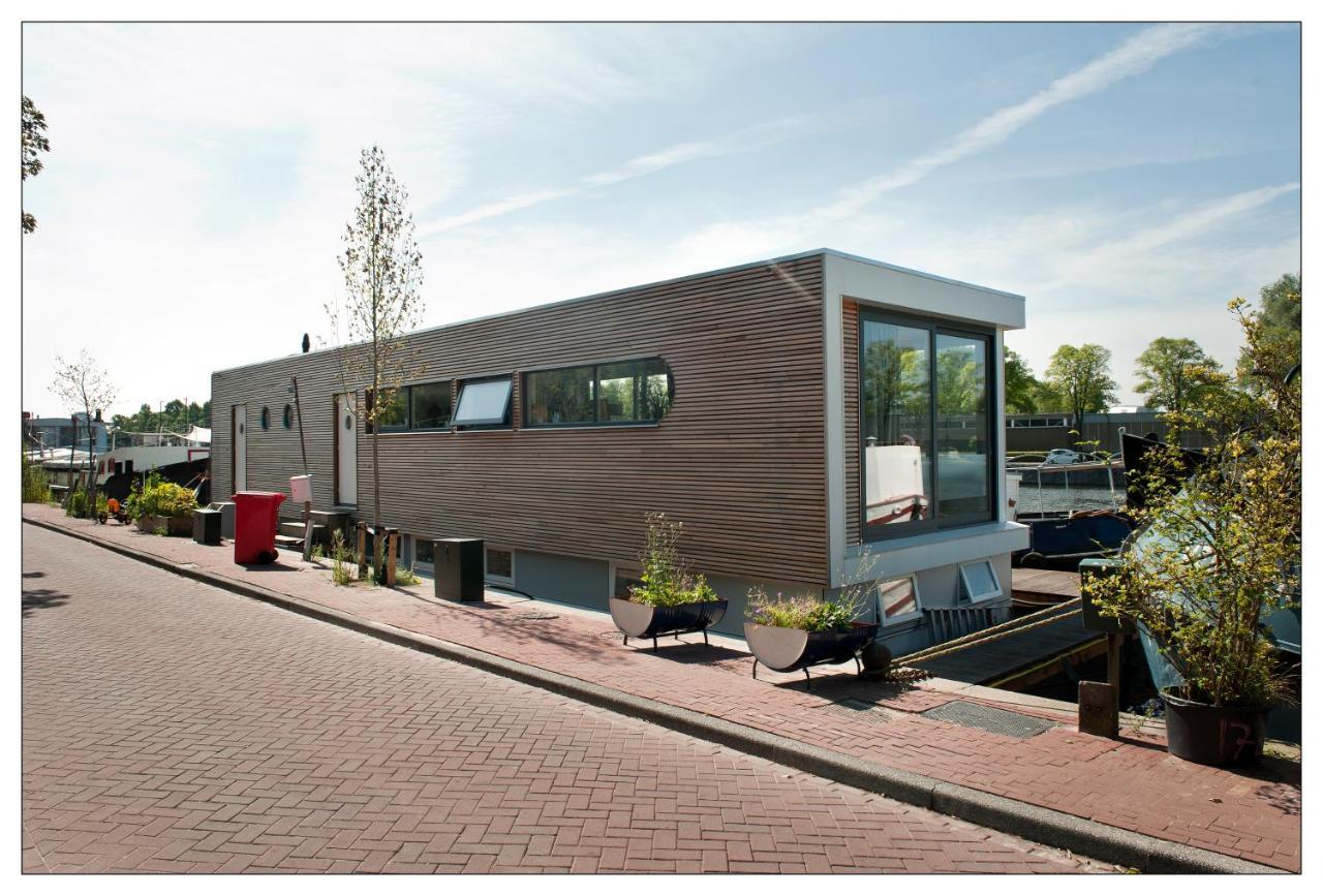 Private Guesthouse Bnb The Waterhouse Houseboat Amesterdão Exterior foto